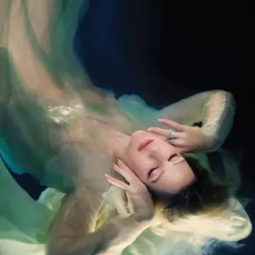 Ellie Goulding - Higher Than Heaven( Deluxe)